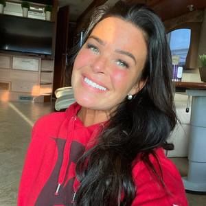 Meet your Posher, Josée